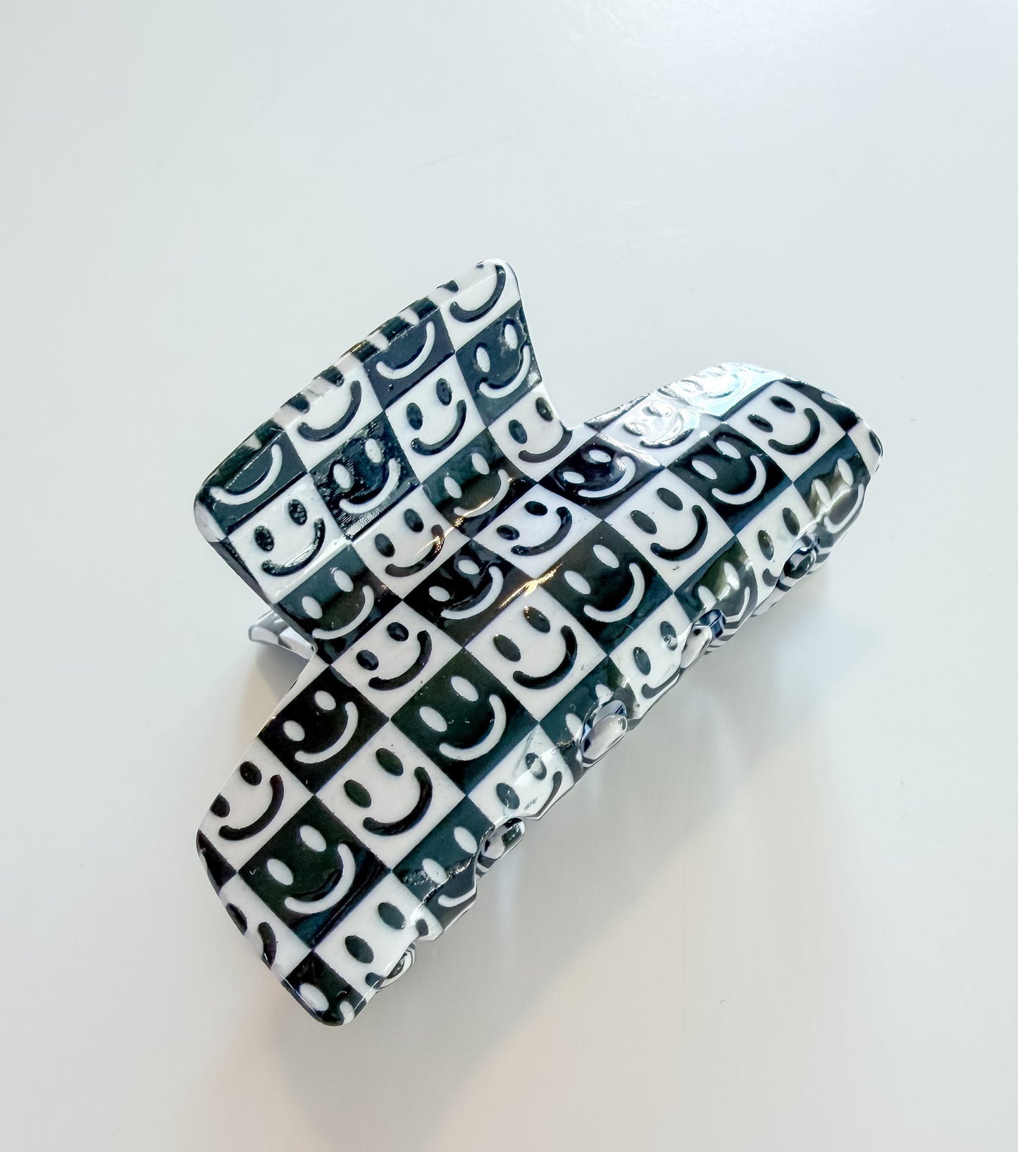 Smiley Checkered Claw Clip